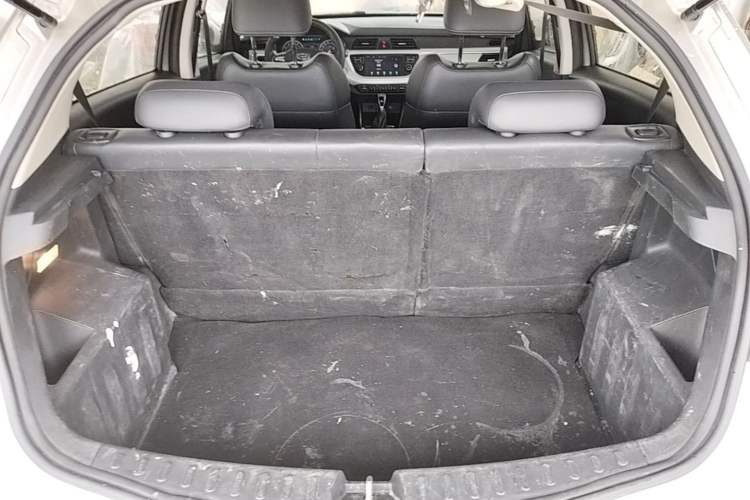 Used Geely Auto Vision X3 2020 1.5L Manual Elite Edition Trunk