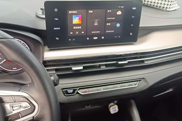 Used Geely Auto Vision X3 2021 PRO 1.5L CVT Deluxe Model Audio And AC Panel