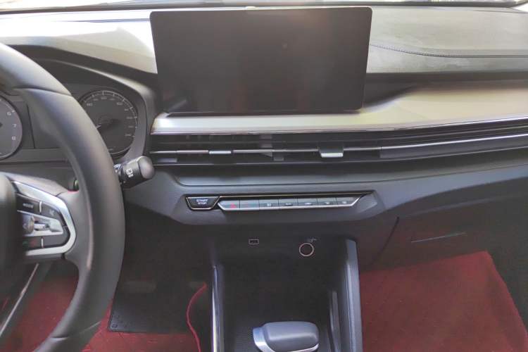 Used Geely Auto Vision X3 2021 PRO 1.5L CVT Deluxe Model Audio And AC Panel