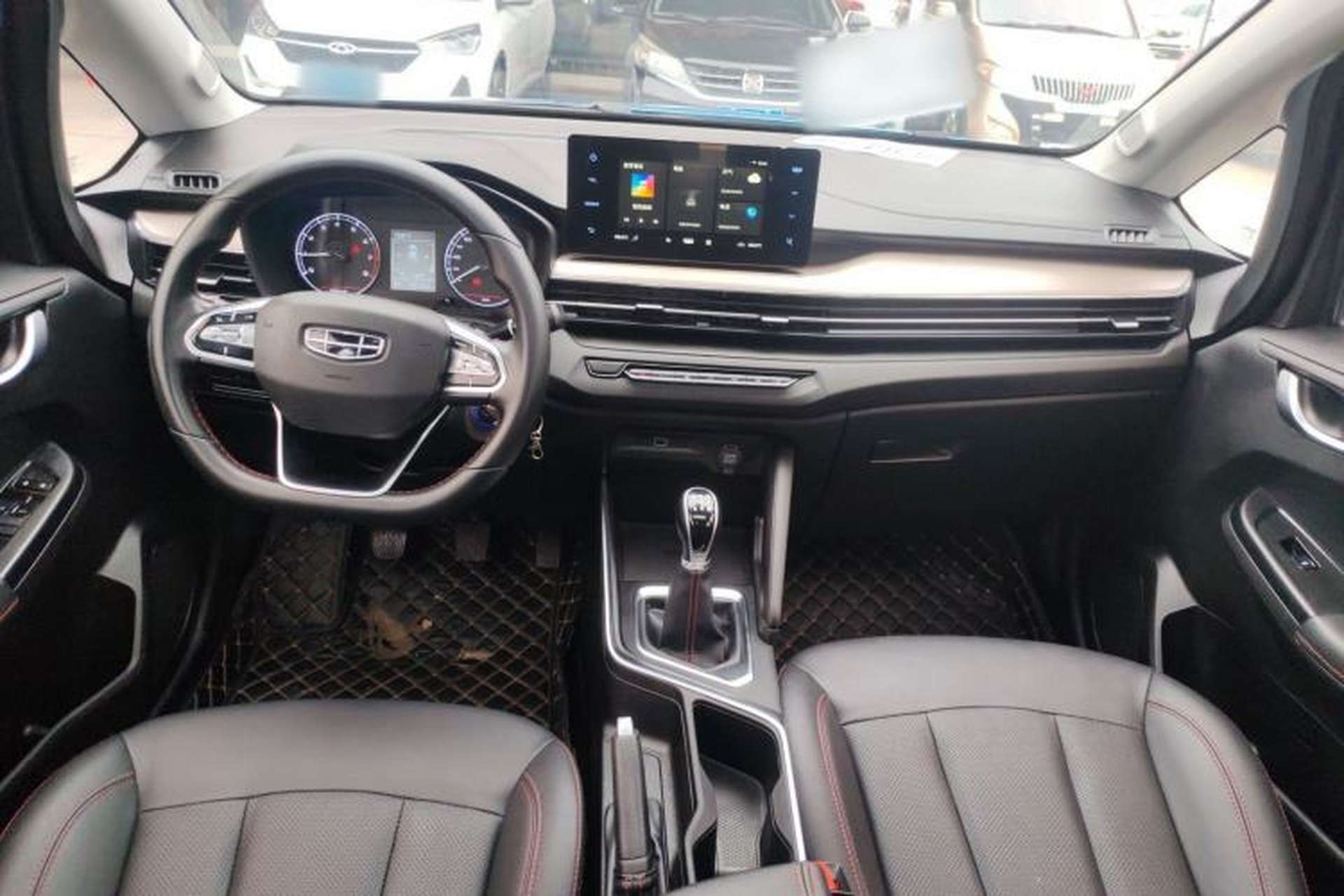 Used Geely Auto Vision X3 2021 PRO 1.5L Manual Elite Model Center Console