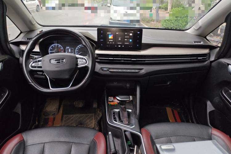 Used Geely Auto Vision X3 2021 PRO 1.5L CVT Deluxe Model Center Console