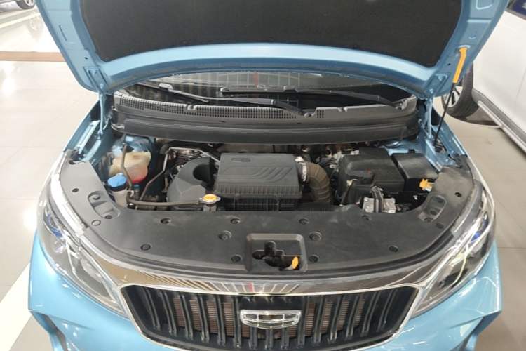 Used Geely Auto Vision X3 2021 PRO 1.5L CVT Deluxe Model Engine Bay
