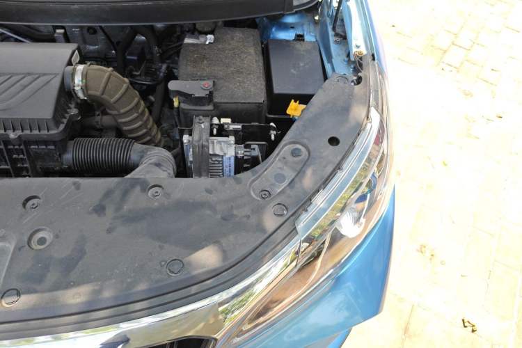 Used Geely Auto Vision X3 2021 PRO 1.5L CVT Deluxe Model Engine Bay Left