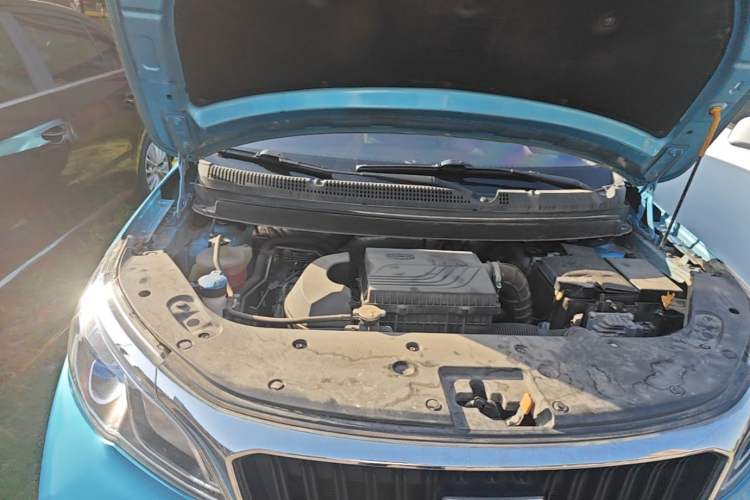 Used Geely Auto Vision X3 2021 PRO 1.5L CVT Deluxe Model Engine Bay Right