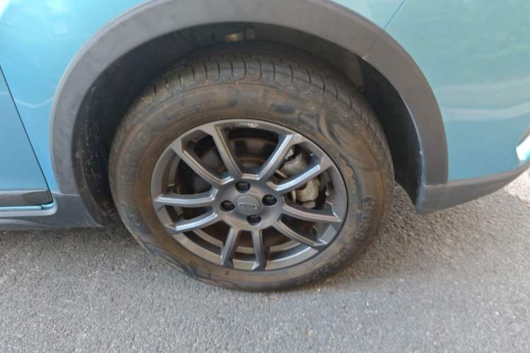 Used Geely Auto Vision X3 2021 PRO 1.5L CVT Deluxe Model Exterior 1