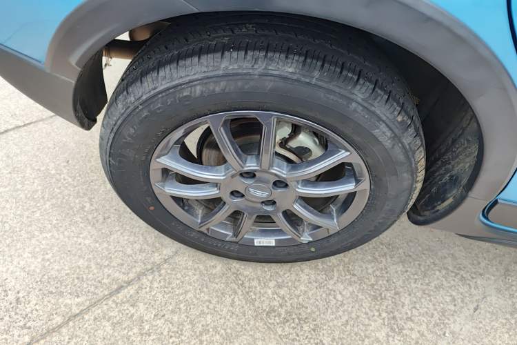 Used Geely Auto Vision X3 2021 PRO 1.5L CVT Deluxe Model Exterior 8