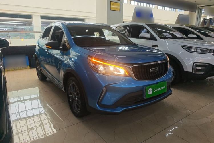 Used Geely Auto Vision X3 2021 PRO 1.5L CVT Deluxe Model Front Right 45 Deg