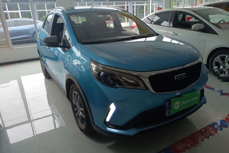 Used Geely Auto Vision X3 2021 PRO 1.5L CVT Deluxe Model Front Right 45 Deg