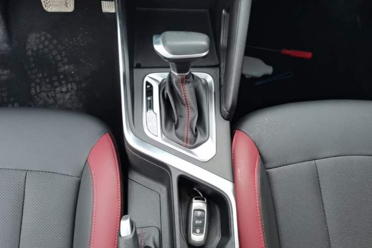 Used Geely Auto Vision X3 2021 PRO 1.5L CVT Deluxe Model Gear Lever