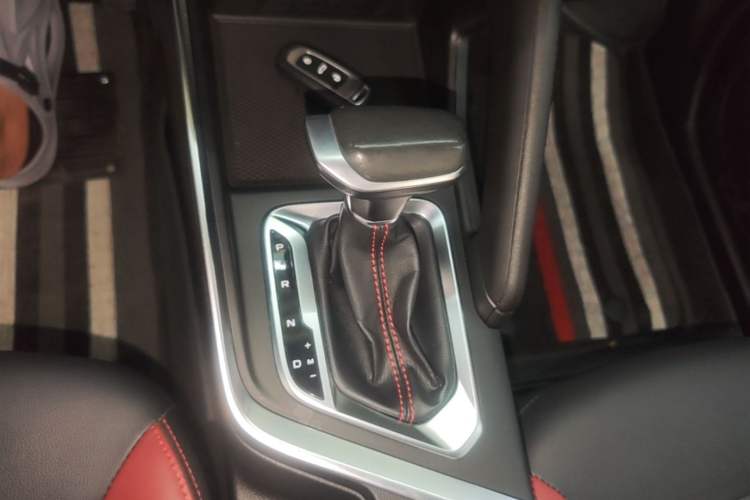 Used Geely Auto Vision X3 2021 PRO 1.5L CVT Deluxe Model Gear Lever
