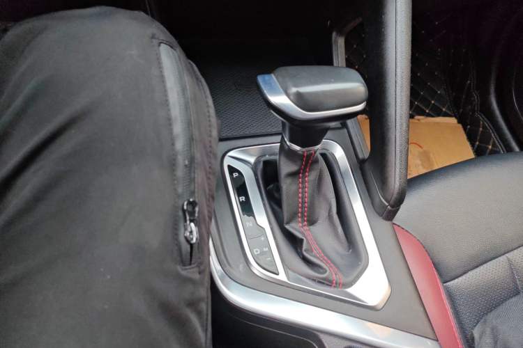 Used Geely Auto Vision X3 2021 PRO 1.5L CVT Deluxe Model Gear Lever
