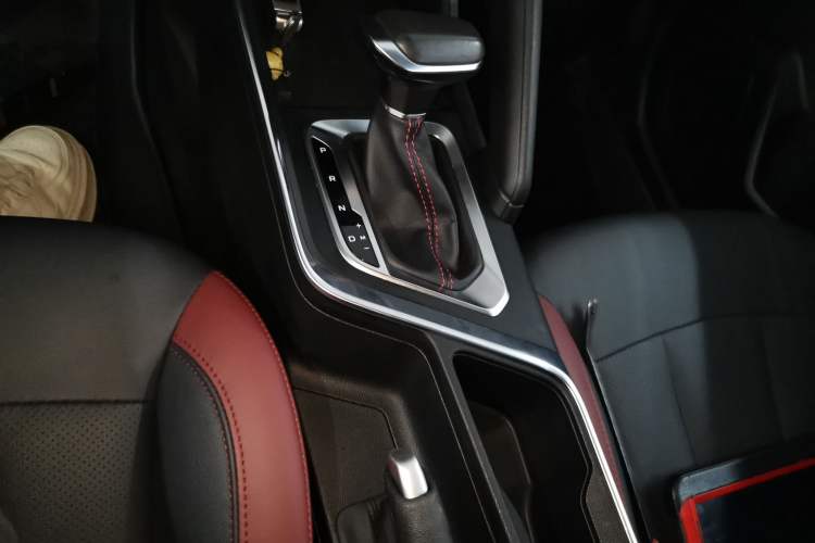 Used Geely Auto Vision X3 2021 PRO 1.5L CVT Deluxe Model Gear Lever
