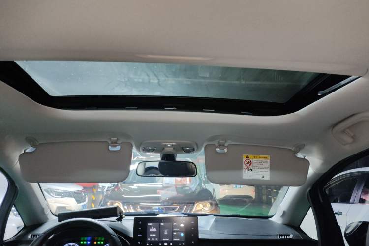 Used Geely Auto Vision X3 2021 PRO 1.5L CVT Deluxe Model Headliner