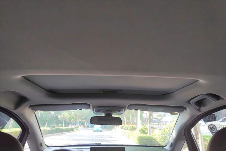 Used Geely Auto Vision X3 2021 PRO 1.5L CVT Deluxe Model Headliner