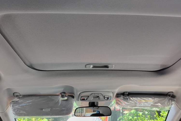 Used Geely Auto Vision X3 2021 PRO 1.5L CVT Deluxe Model Headliner