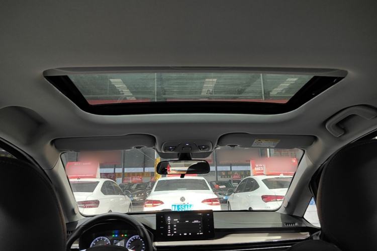 Used Geely Auto Vision X3 2021 PRO 1.5L CVT Deluxe Model Headliner
