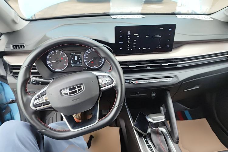 Used Geely Auto Vision X3 2021 PRO 1.5L CVT Deluxe Model Interior 2