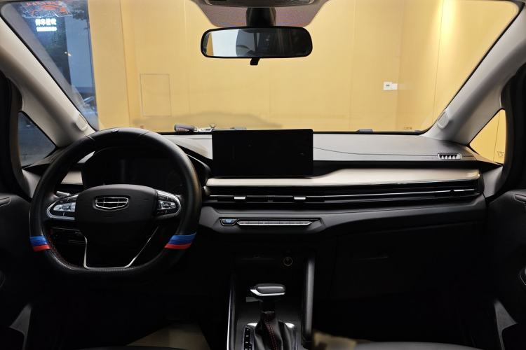 Used Geely Auto Vision X3 2021 PRO 1.5L CVT Deluxe Model Interior 4