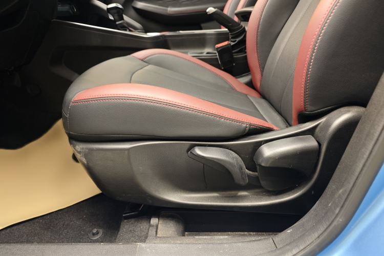 Used Geely Auto Vision X3 2021 PRO 1.5L CVT Deluxe Model Interior 5