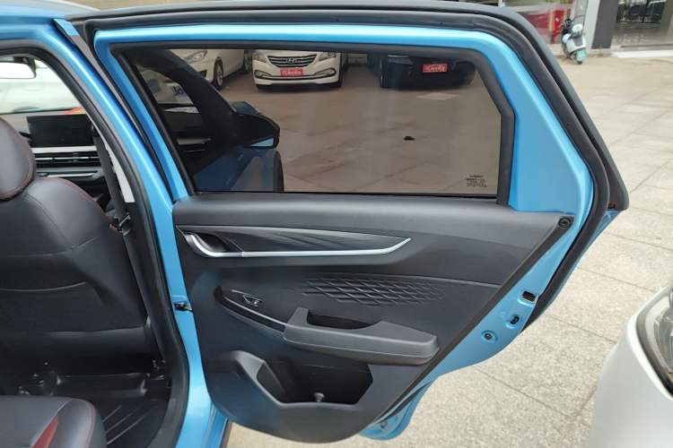 Used Geely Auto Vision X3 2021 PRO 1.5L CVT Deluxe Model Interior 6