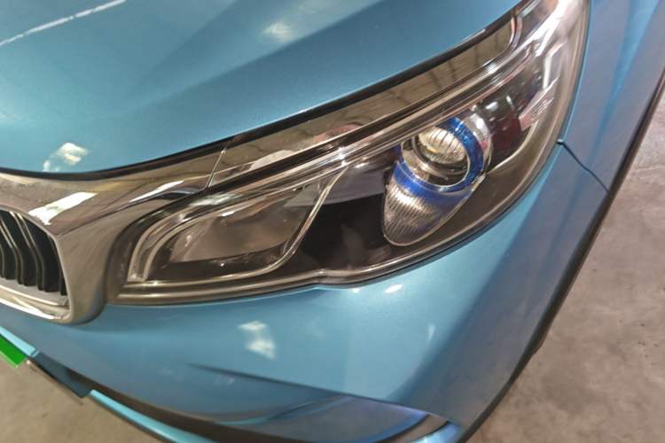 Used Geely Auto Vision X3 2021 PRO 1.5L CVT Deluxe Model Left Front Headlight