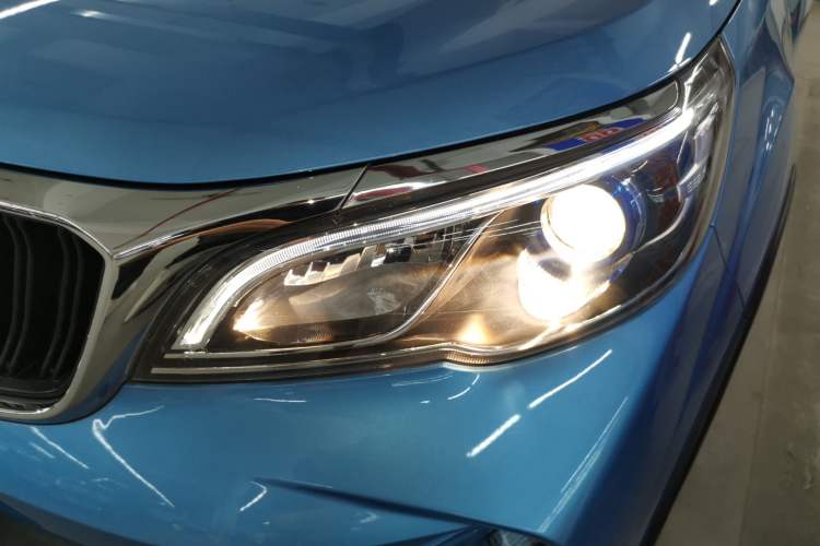 Used Geely Auto Vision X3 2021 PRO 1.5L CVT Deluxe Model Left Front Headlight