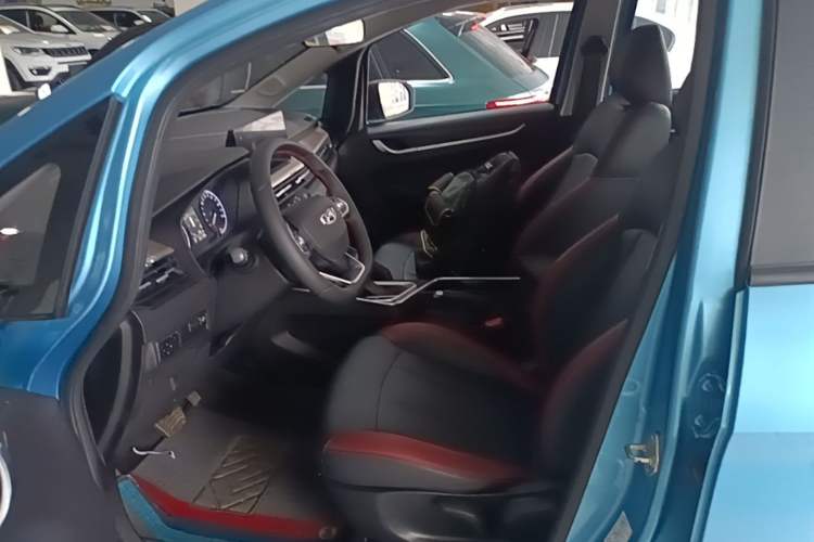 Used Geely Auto Vision X3 2021 PRO 1.5L CVT Deluxe Model Left Front Seat