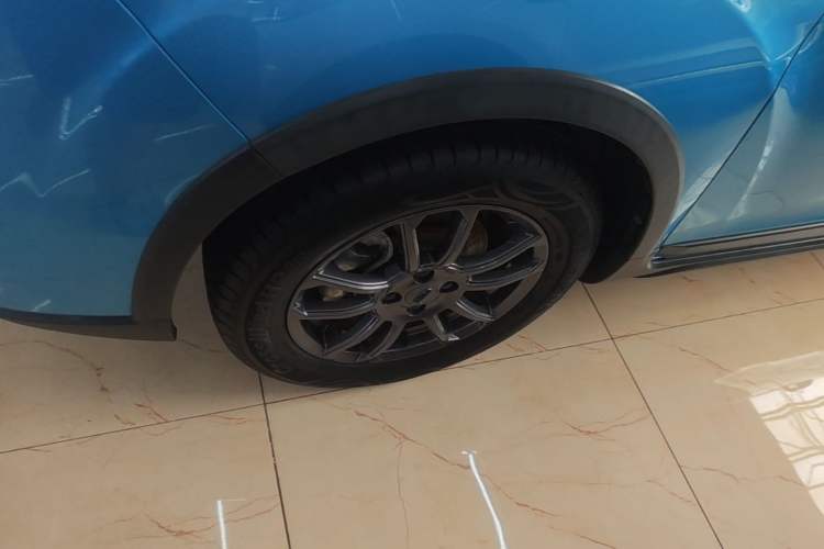 Used Geely Auto Vision X3 2021 PRO 1.5L CVT Deluxe Model Left Front Wheel Hub