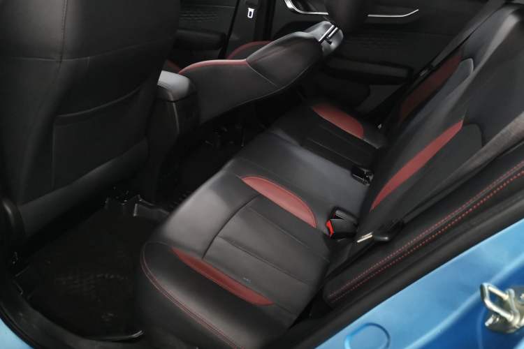 Used Geely Auto Vision X3 2021 PRO 1.5L CVT Deluxe Model Left Rear Seat