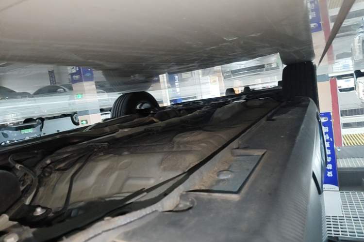 Used Geely Auto Vision X3 2021 PRO 1.5L CVT Deluxe Model Left Side Sill