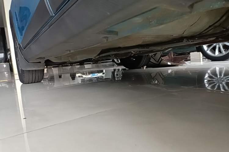 Used Geely Auto Vision X3 2021 PRO 1.5L CVT Deluxe Model Left Side Sill