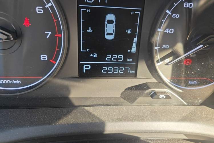 Used Geely Auto Vision X3 2021 PRO 1.5L CVT Deluxe Model Odometer Close Up