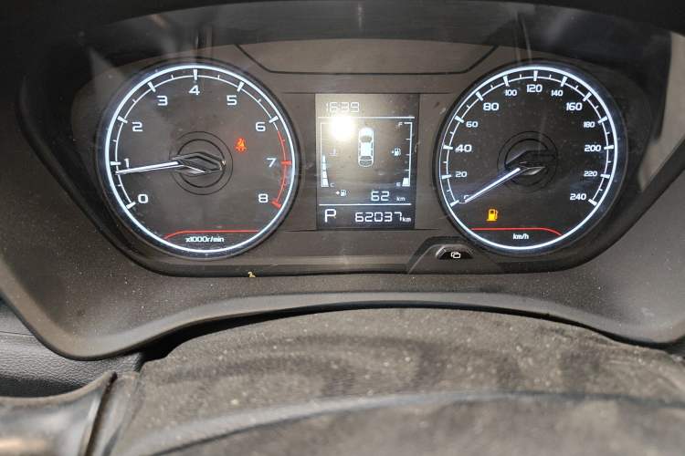Used Geely Auto Vision X3 2021 PRO 1.5L CVT Deluxe Model Odometer Close Up