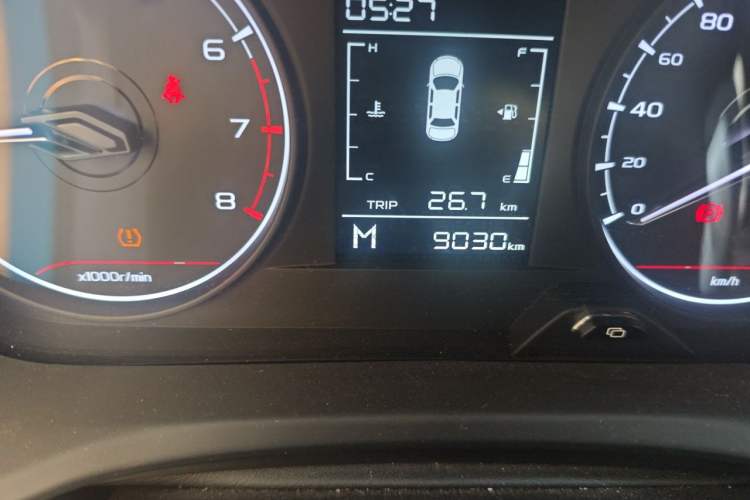 Used Geely Auto Vision X3 2021 PRO 1.5L Manual Elite Model Odometer Close Up