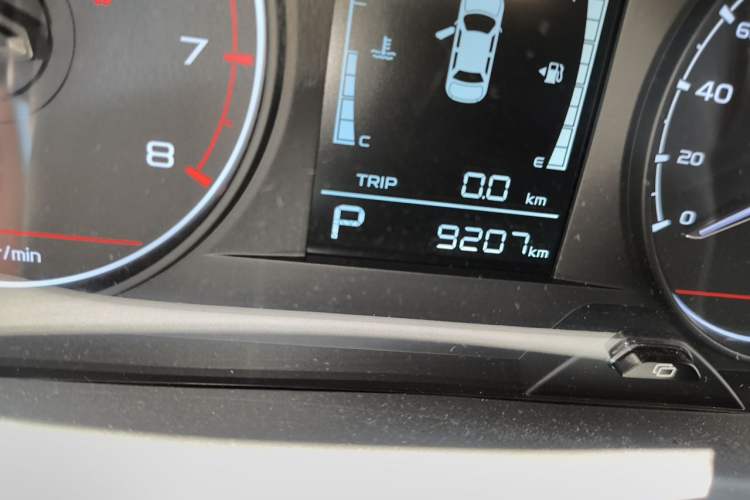 Used Geely Auto Vision X3 2021 PRO 1.5L CVT Deluxe Model Odometer Close Up