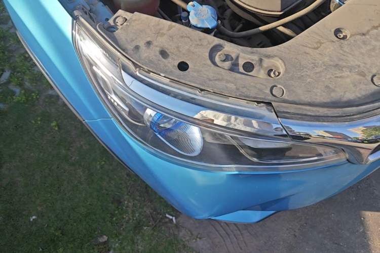 Used Geely Auto Vision X3 2021 PRO 1.5L CVT Deluxe Model Right Front Headlight
