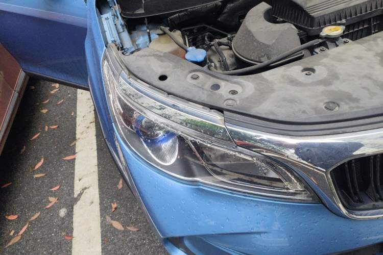 Used Geely Auto Vision X3 2021 PRO 1.5L CVT Deluxe Model Right Front Headlight