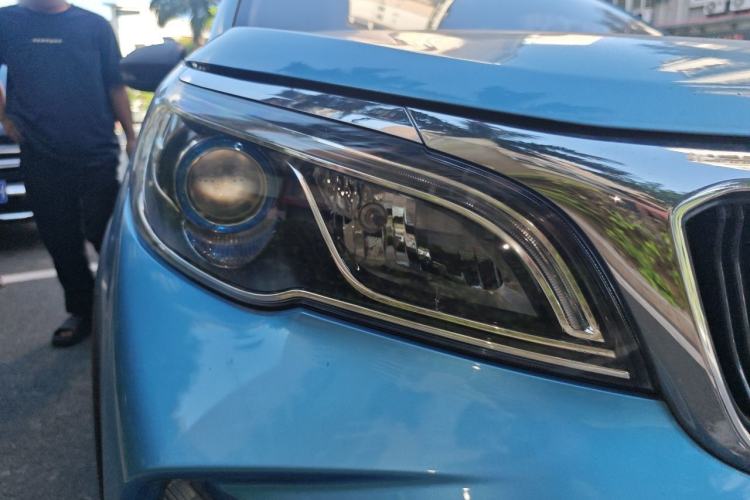 Used Geely Auto Vision X3 2021 PRO 1.5L CVT Deluxe Model Right Front Headlight