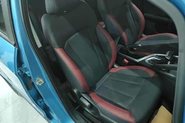 Used Geely Auto Vision X3 2021 PRO 1.5L CVT Deluxe Model Right Front Seat