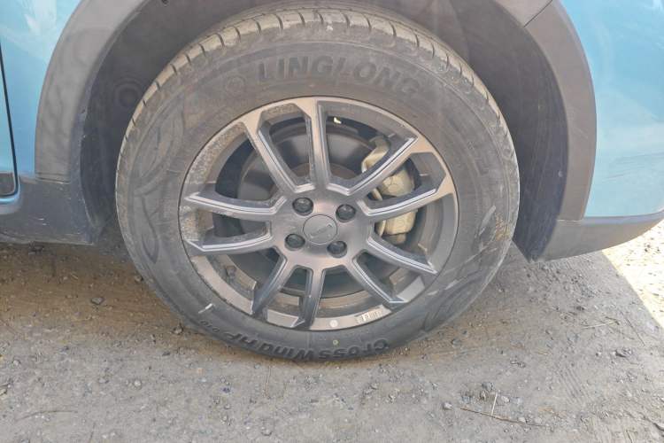 Used Geely Auto Vision X3 2021 PRO 1.5L CVT Deluxe Model Right Front Wheel Hub