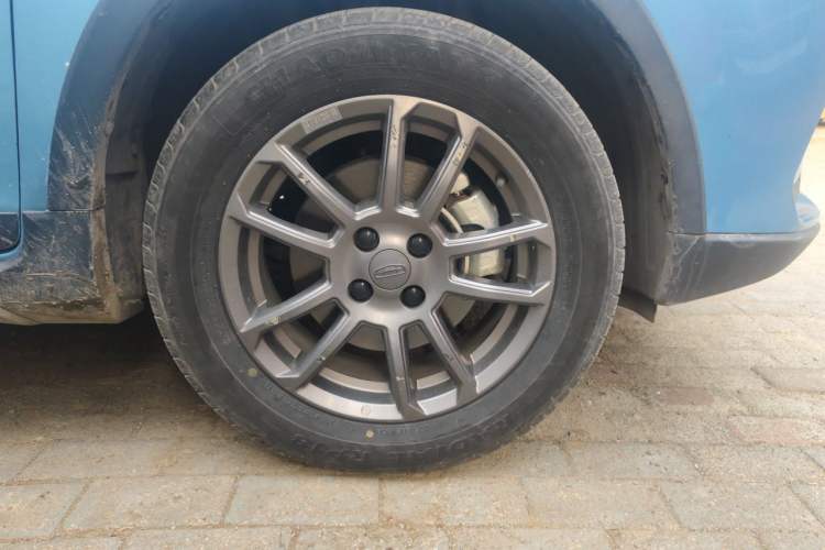 Used Geely Auto Vision X3 2021 PRO 1.5L CVT Deluxe Model Right Front Wheel Hub