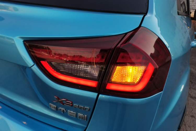 Used Geely Auto Vision X3 2021 PRO 1.5L CVT Deluxe Model Right Rear Taillight