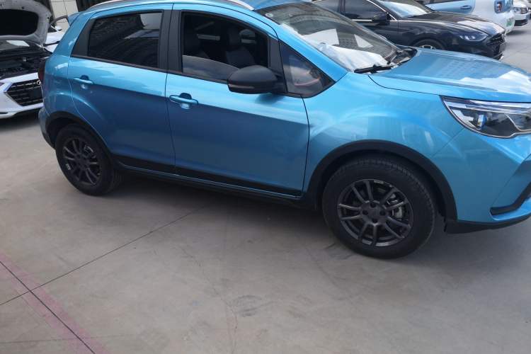 Used Geely Auto Vision X3 2021 PRO 1.5L CVT Deluxe Model Right Side