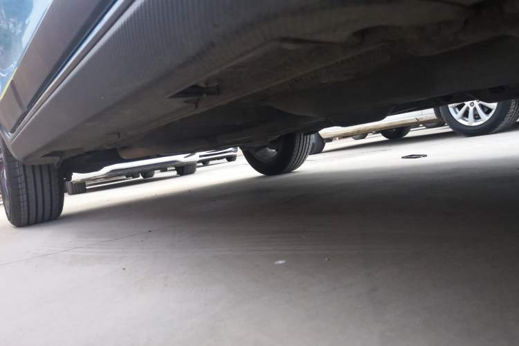 Used Geely Auto Vision X3 2021 PRO 1.5L CVT Deluxe Model Right Side Sill