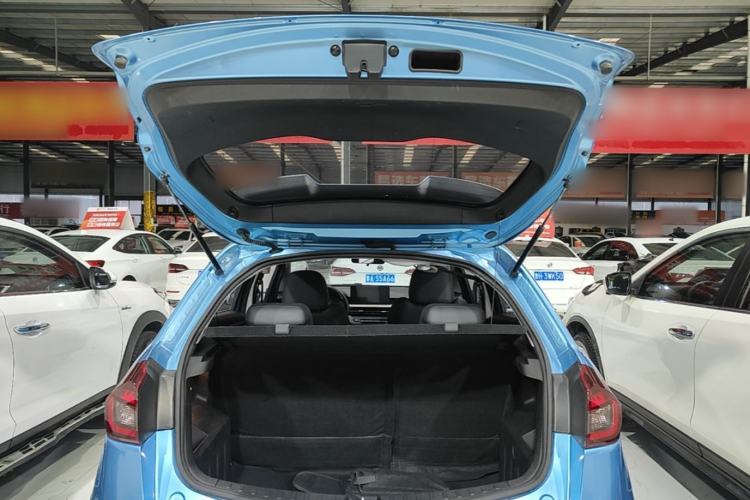 Used Geely Auto Vision X3 2021 PRO 1.5L CVT Deluxe Model Trunk