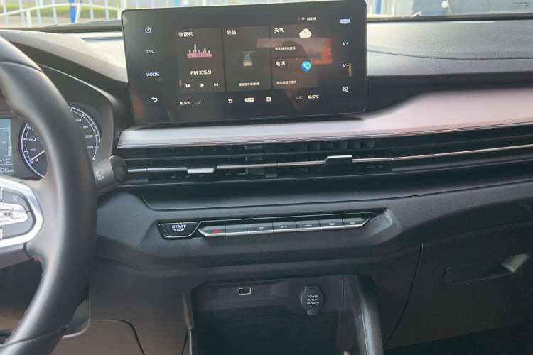 Used Geely Auto Vision X3 2021 PRO 1.5L CVT Deluxe Model Audio And AC Panel