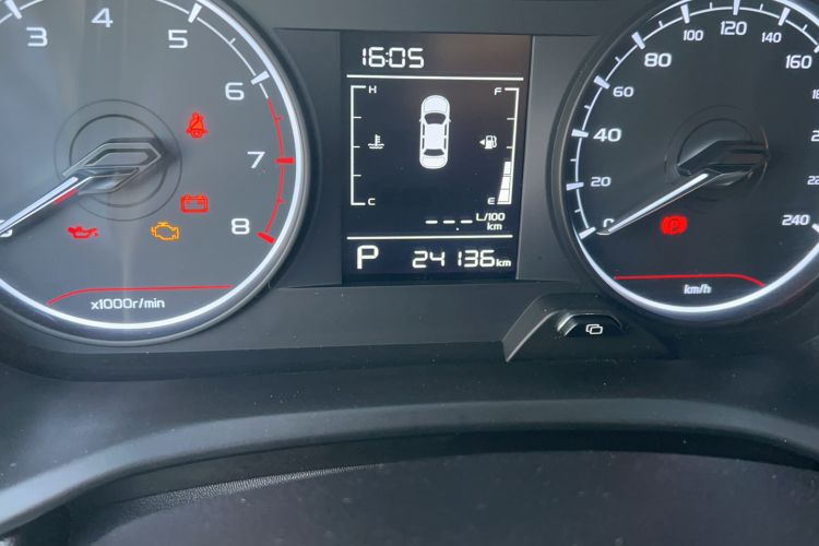Used Geely Auto Vision X3 2021 PRO 1.5L CVT Deluxe Model Odometer Close Up