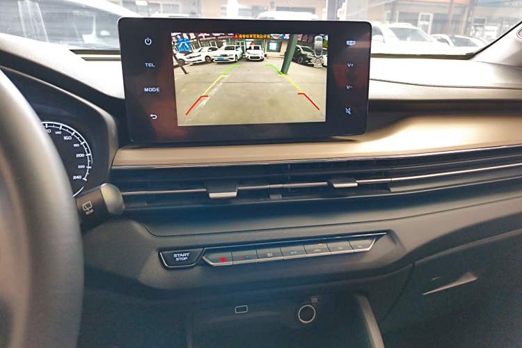 Used Geely Auto Vision X3 2021 PRO 1.5L CVT Deluxe Model Audio And AC Panel