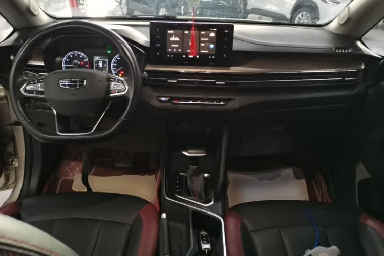 Used Geely Auto Vision X3 2021 PRO 1.5L CVT Deluxe Model Center Console