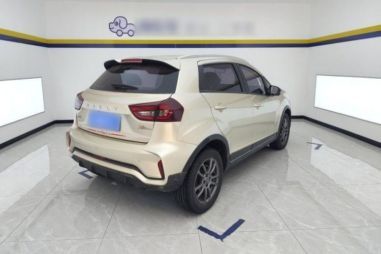Used Geely Auto Vision X3 2021 PRO 1.5L CVT Deluxe Model Exterior 2